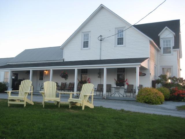 Moore'S Specialties Fundy Bay House Rental Gardner Creek Екстериор снимка